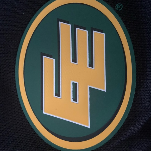 New Edmonton Eskimos CFL official Sideline Shirt - Picture 4 of 8